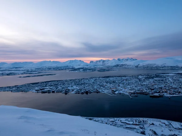 Tromso Egy Önkormányzat Troms Finnmark Megye Norvégia Fekszik 350 Sarki — Stock Fotó