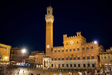 Palazzo Pubblico, İtalya 'nın orta kesiminde, Siena, Toskana' da bulunan bir saraydır..