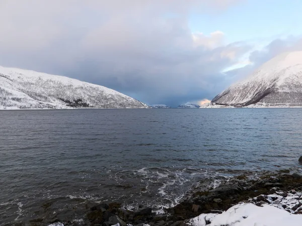 Krajobraz Zimą Wyspie Kvaloya Norwegii — Zdjęcie stockowe