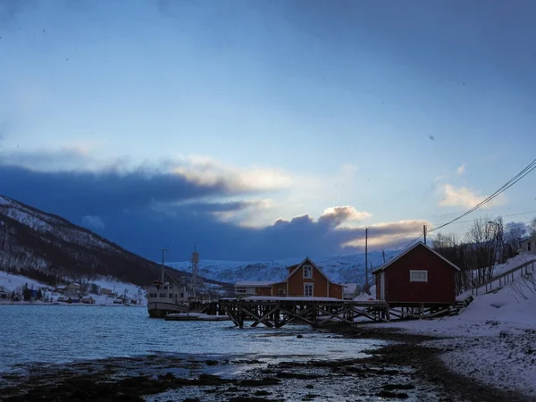 Fjord Winter Het Eiland Kvaloya Noorwegen — Stockfoto