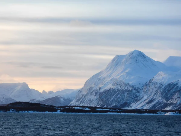 Lyngen Alpen Zijn Een Bergketen Het Noordoosten Van Provincie Troms — Stockfoto