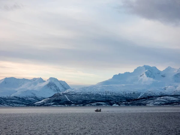 Lyngen Alpen Zijn Een Bergketen Het Noordoosten Van Provincie Troms — Stockfoto