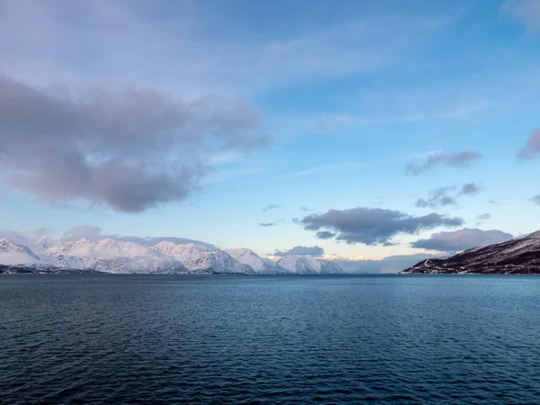 Alpes Lyngen São Uma Cordilheira Nordeste Condado Troms Finnmark Noruega — Fotografia de Stock