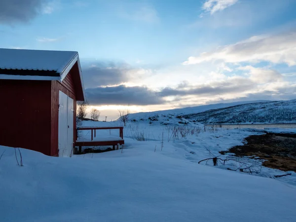 Norveç Teki Kvaloya Adasında Kışın Manzara — Stok fotoğraf