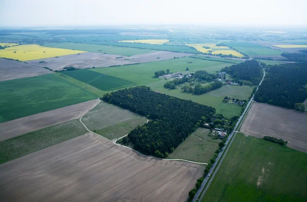 Felder und Wiesen, Brandenburg, Deutschland — Stockfoto