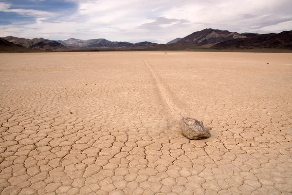 Moving Rocks, Death Valley NP, California, USA — Stock Photo, Image