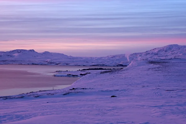 Východ slunce v údolí Haukadalur, Island — Stock fotografie