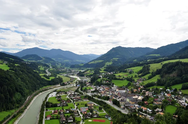 Widok z zamku Hohenwerfen, Austria — Zdjęcie stockowe