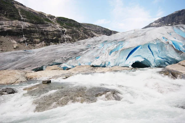 Egy Nagy Norvég Gleccser Nigardsbreen Olvad Forró Nyári Napokon — Stock Fotó