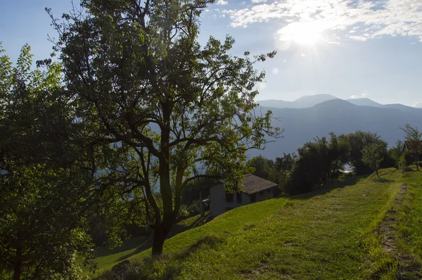 Sonne über dem Weg — Stockfoto