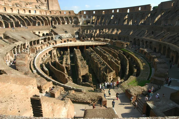 Roma kolezyumunun içi