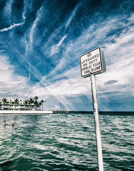与夏季度假公寓在佛罗里达基韦斯特大西洋海滩 — 图库照片