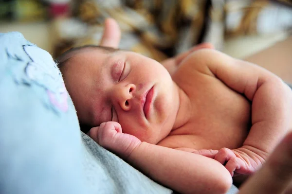 Newborn baby — Stock Photo, Image