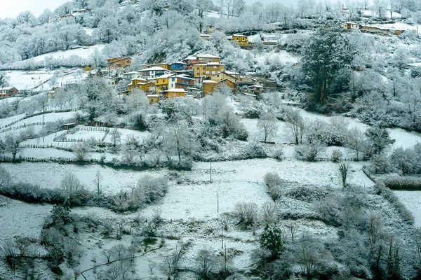 Doa Juandi 불리는 마을은 스페인의 Asturias 지역에 공의회에 — 스톡 사진