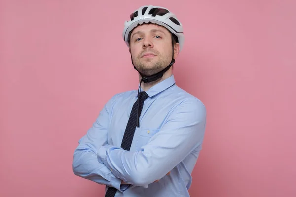 Man cyclist is wearing a helmet on his head. Protection during cycling concept. — Stock Photo, Image