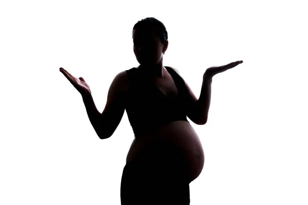 Schwangere asiatische Frau isoliert auf weißen verwirrt verloren — Stockfoto