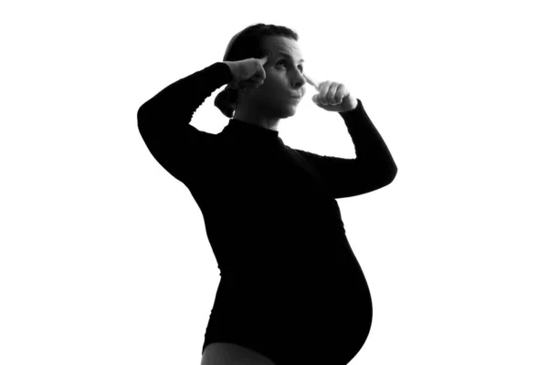 Düşünceli hamile kadın fikir üretiyor. Siluet kenar görünümü — Stok fotoğraf