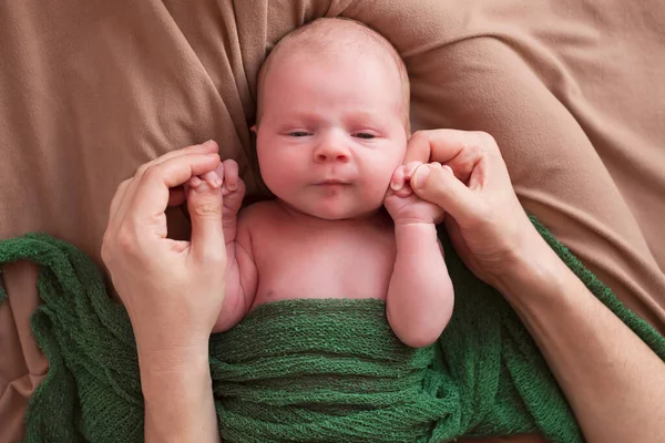 Mother Hands Holding Her Newborn Baby Boy Looking Camera Studio — Stock Photo, Image