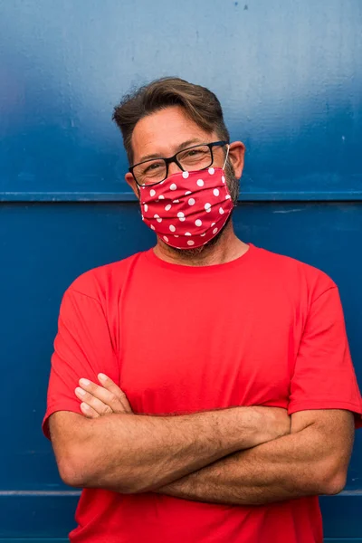 Handsome Man Red Facial Covid Mask Shirt Smile Blue Wall — Stock Photo, Image