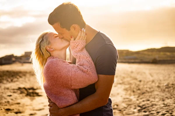 Kiss Love Couple Outdoor Two Young Man Woman Kissing Hugging — Stock Photo, Image