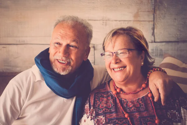 Happy Old Mature Couple Have Fun Home Smiling Portrait — Stock Photo, Image