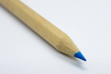 Lapiz de madera de color azul