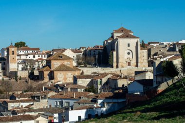 Madrid 'in Chinchon belediyesinin manzarası