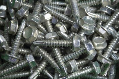 Donanım aletleri. Çelik Ceviz Kafa Vidaları