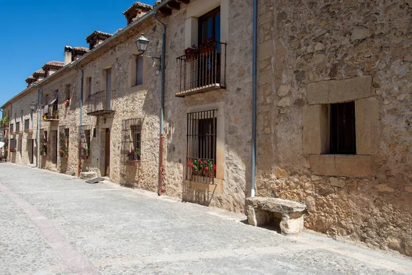 stock image Street and typical houses of the Pedraza municipality in Segovia