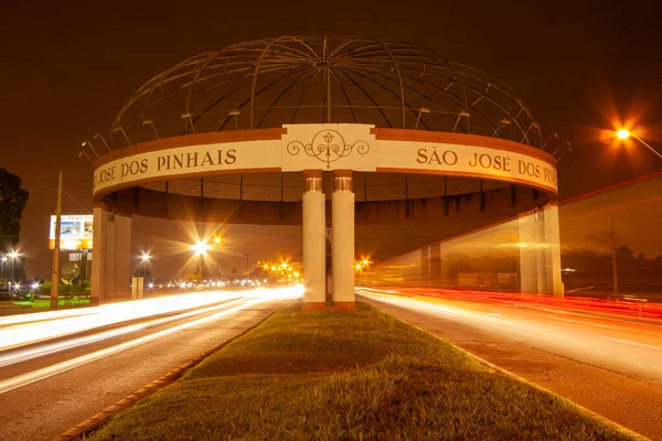 Low Speed Night Photo Light Trails Jos Dos Pinhais Entrance — Stock Photo, Image