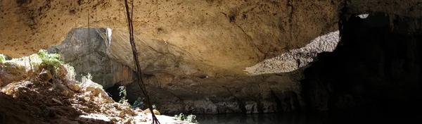 Tunnel creek, gibb river, kimberley, oeste da Austrália — Fotografia de Stock