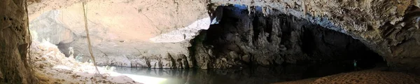 Tunnel creek, gibb river, kimberley, western australia — Stock Photo, Image