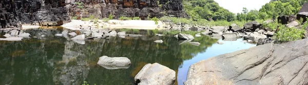 吉姆吉姆瀑布，卡卡杜国家公园，北方领土，澳大利亚 — 图库照片