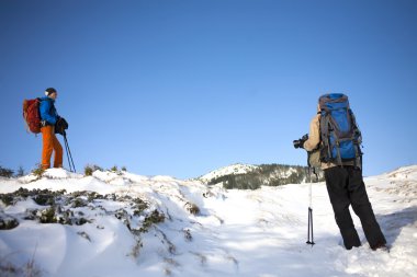 İş yerinde iki fotoğrafçılar.