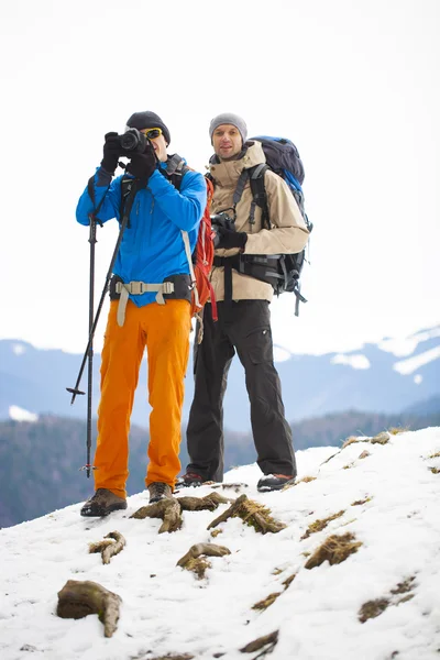 Due fotografi al lavoro . — Foto Stock