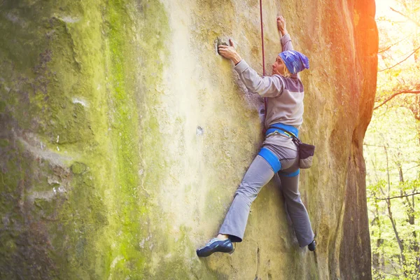 Ragazza alpinista . — Foto Stock