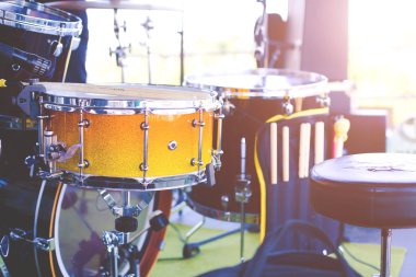 Sahne Alanı'ndaki davul.