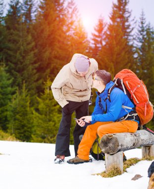 Turist Rota tartışmak.