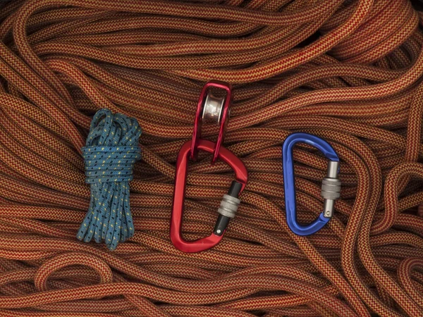 Dağcılık ve Tırmanma için donatım.