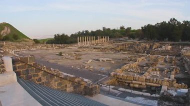 İsrail 'deki Beit Shean Ulusal Parkı' na git. Gezmeye..