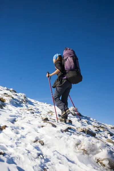 Climber is on the slope. — Stock Photo, Image