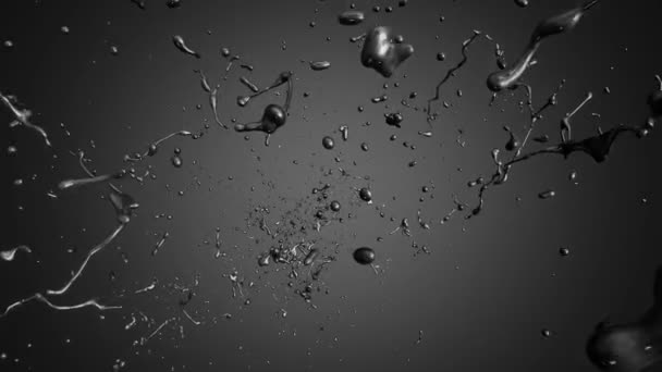 Caméra voler à travers les gouttes d'huile noires. Mouvement lent .