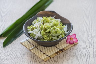 Olgunlaşmamış pirinç, dövülerek Shredded pirinç tahıl Hindistan cevizi, geleneği ile