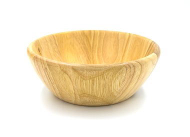 Beyaz arka planda ahşap kâse.