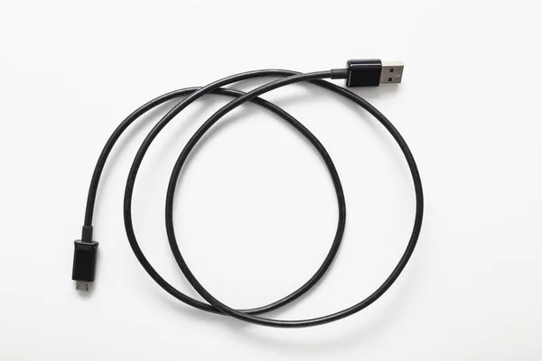Cable Negro Espiral Con Conectores Usb Micro Usb Aislados Sobre — Foto de Stock
