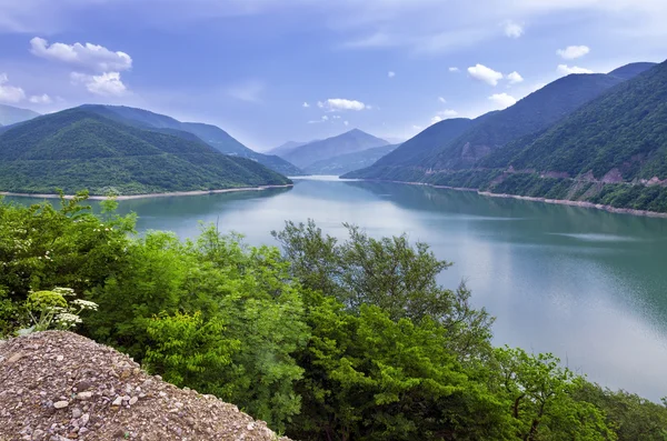 山区湖 免版税图库图片