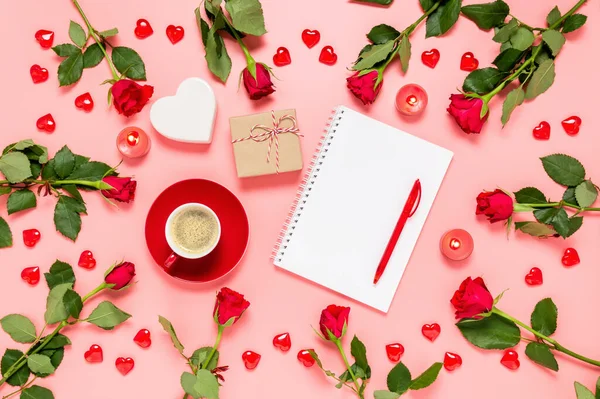 Writing prompts for Valentines day. Flat lay with red roses, coffee cup, present, hearts and blank notebook on pink background. Be my Valentine. Love and dating concept, copy space for text — Stock Photo, Image