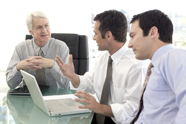 Business managers meeting with CEO — Stock Photo, Image