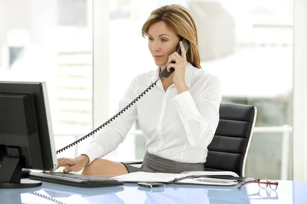 Business executive woman — Stock Photo, Image