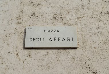 Kare iş milano